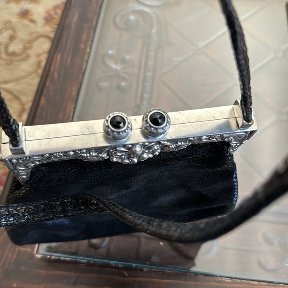 Gorgeous Leather Crossbody - Picture 3 of 5